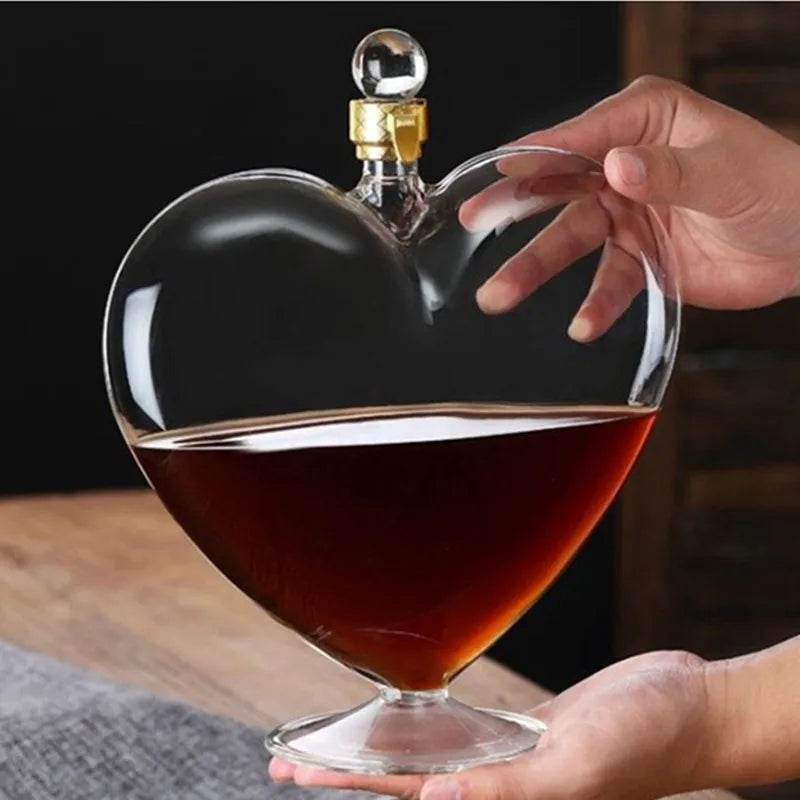 Creative Wine Awakening Heart Shape Wine Bottle Craft Decoration Wine Dispenser Sealed Transparent Borosilicate Glass Bottle